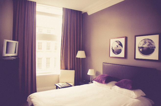 Hotel Room Like Decoration Tips for Your Bedroom