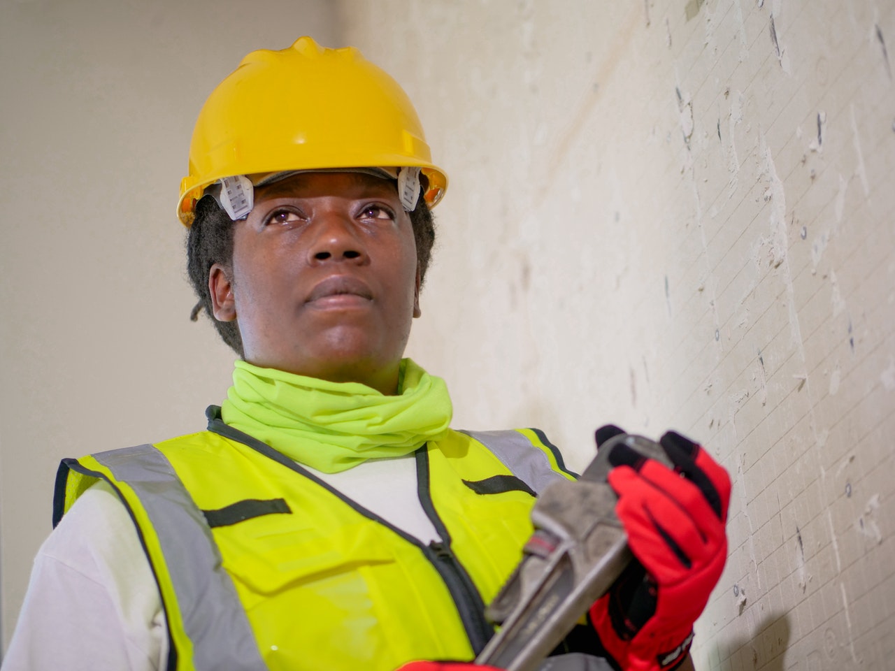 Top Reasons to Hire a Professional Plumber Instead of DIY